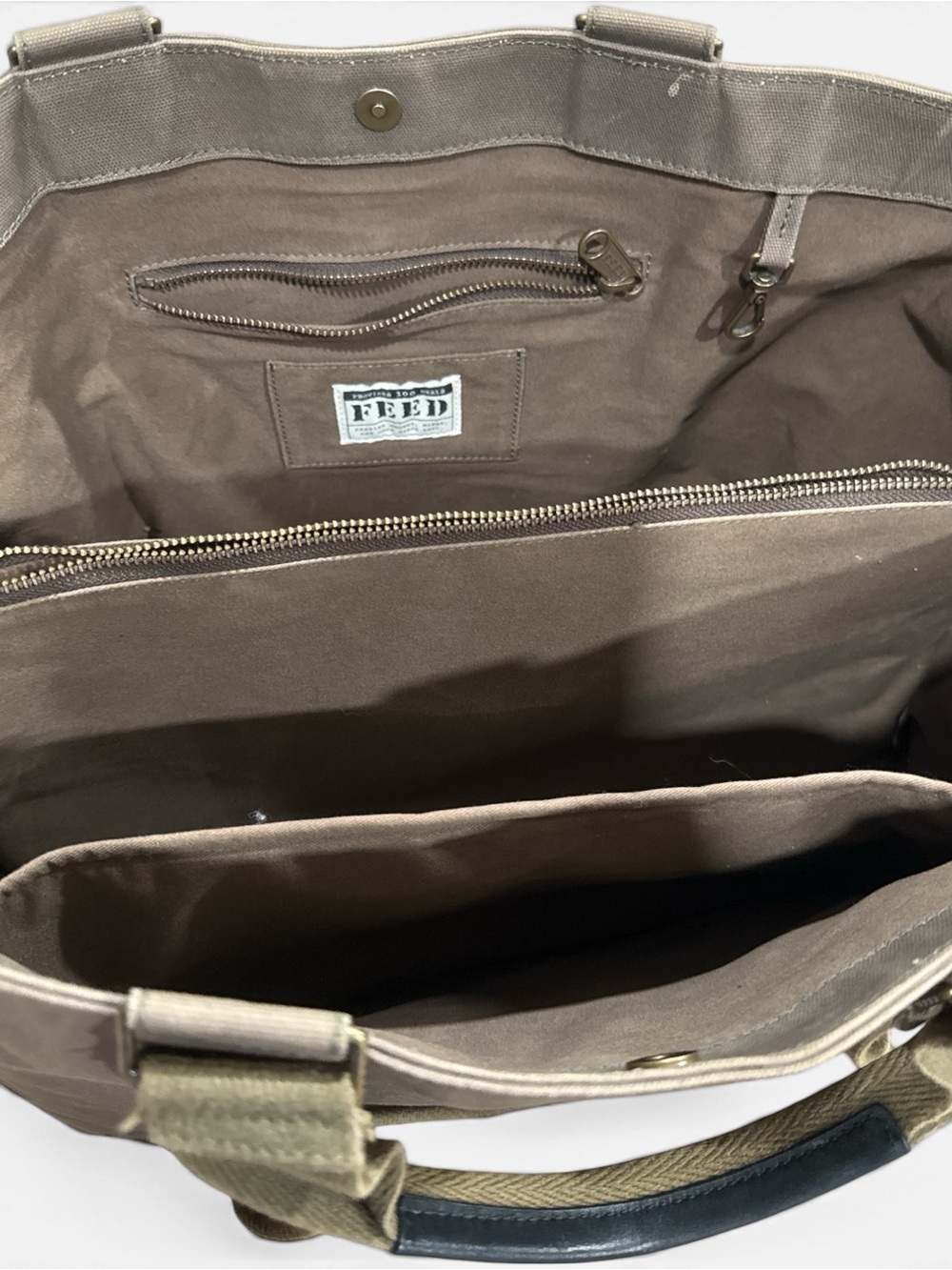 FEED Project Oversized Work Bag - Picture 3 of 8